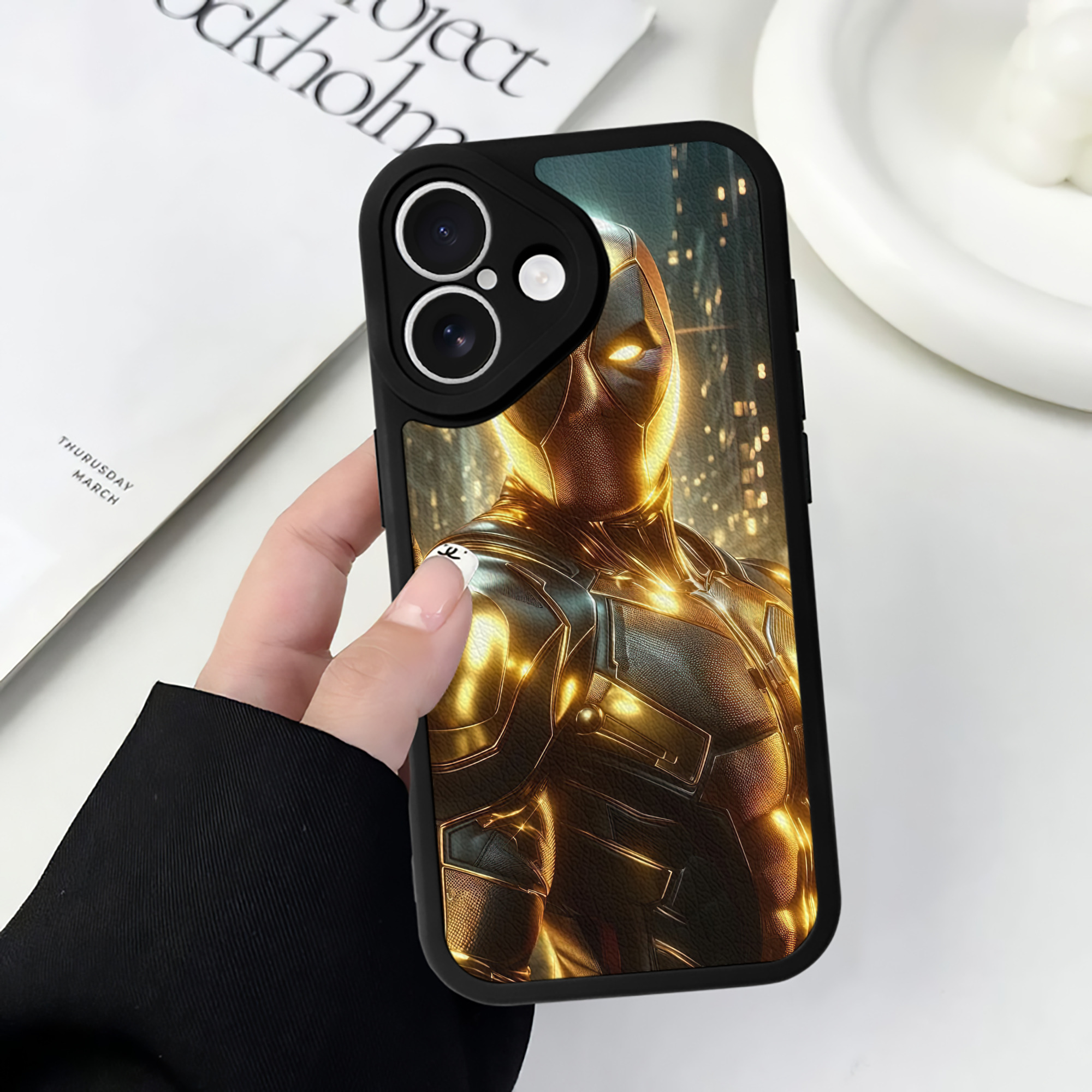 （画像用） Deadpool デッドプール 【iPhone 16シリーズ対応】シリコンスマホケース（レザー調） 材質：シリコン